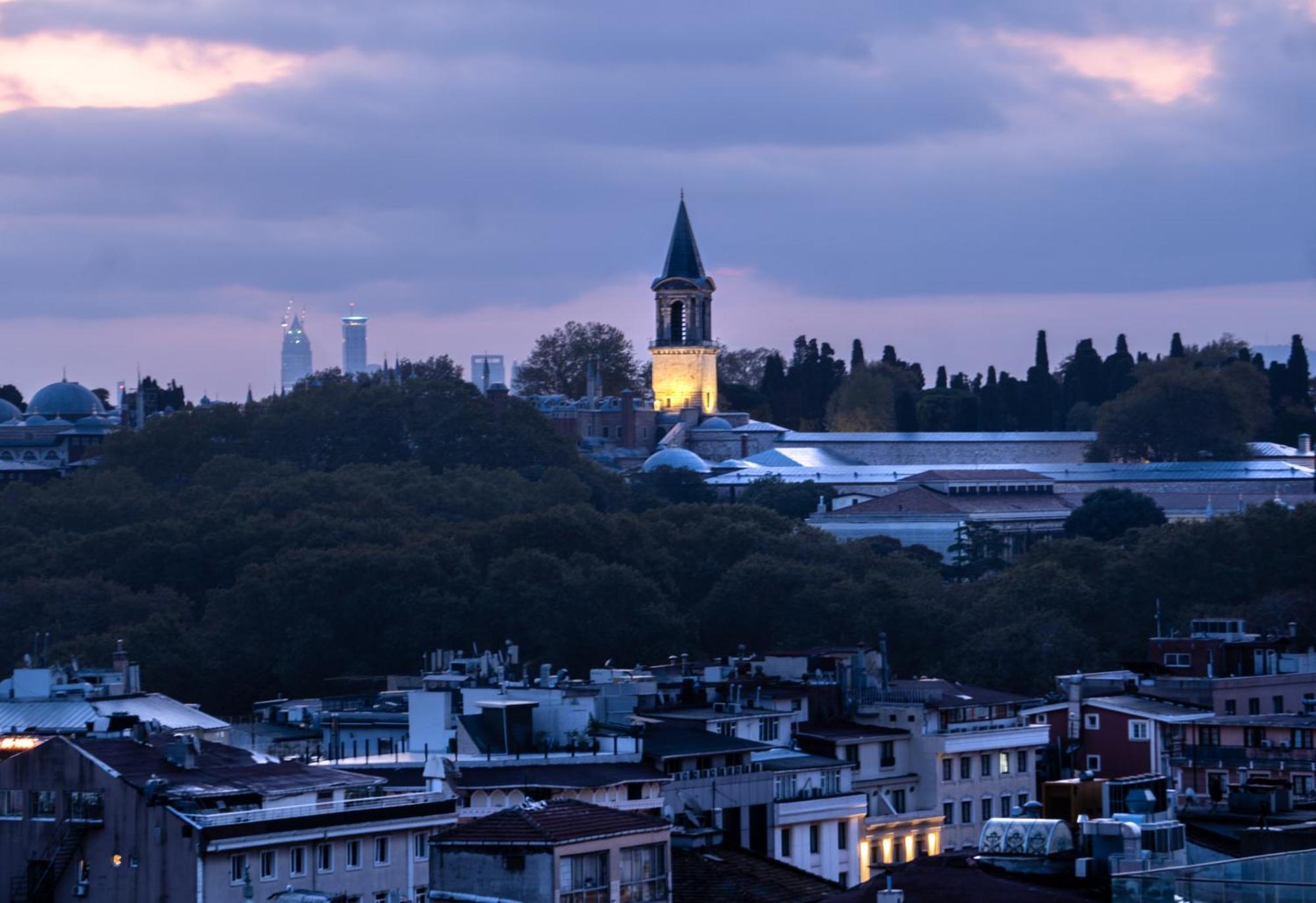Demiray Hotel Old City Istanbul Eksteriør bilde The minaret of the mosque